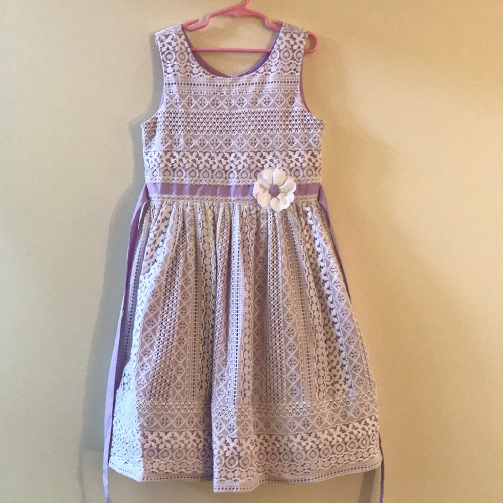Girls dress